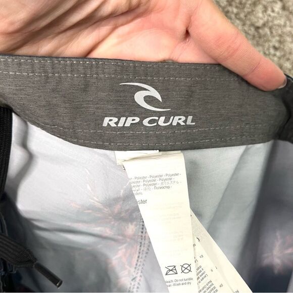 Rip Curl Board Shorts Men’s 36 Blue and Red Tropical Palm Tree Print Swim - Picture 3 of 7